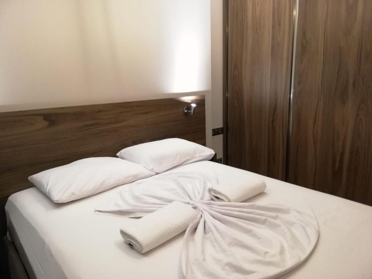 Dogan Palas Suites อิสตันบูล ภายนอก รูปภาพ